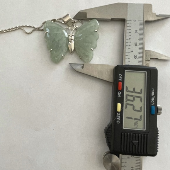 Jadeite jade butterfly 925 silver pendant chain - Picture 5 of 13